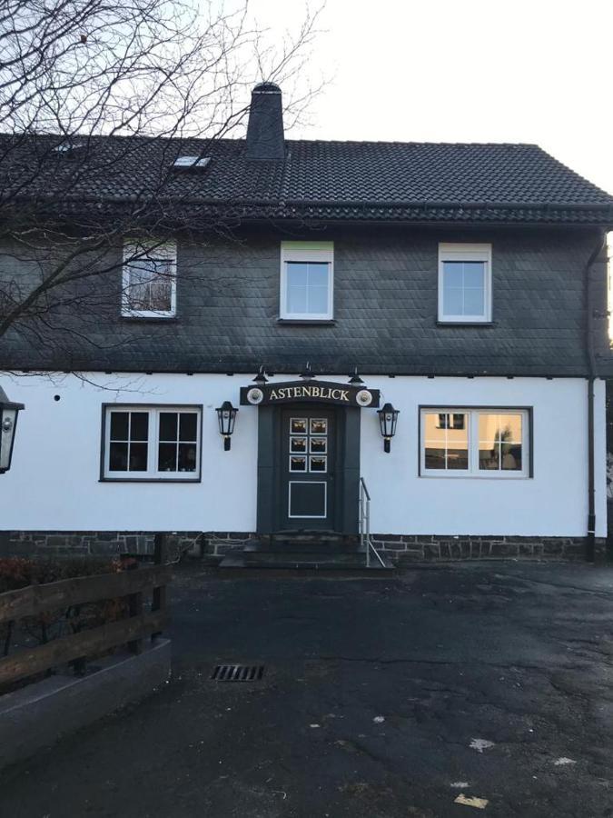 Ferienhaus Astenblick - Ideal Fuer Weihnachtsfeiern Und Familienfeiern Bietet Schlafplaetze Fuer Bis Zu 35 Personen Villa วินเทอร์แบร์ก ภายนอก รูปภาพ